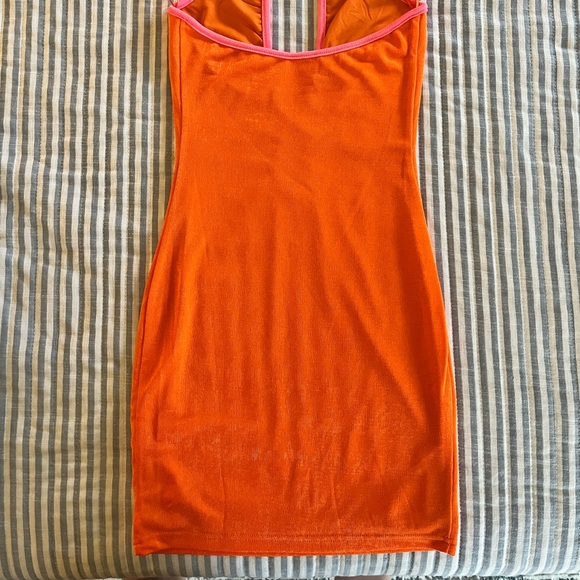 SUPERDOWN Orange Halterneck Mini Dress - Picture 11 of 12